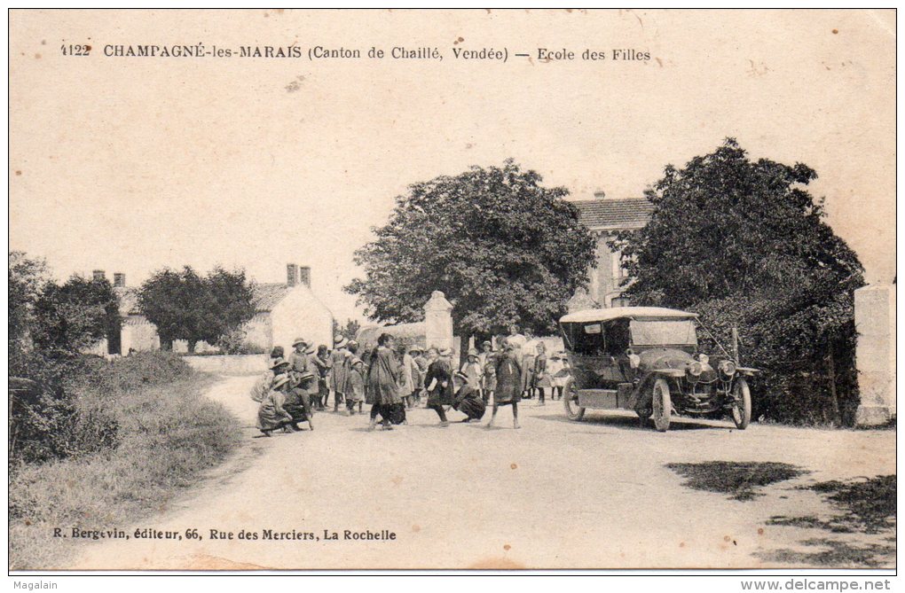 Champagné Les Marais : école Des Filles - Autres & Non Classés