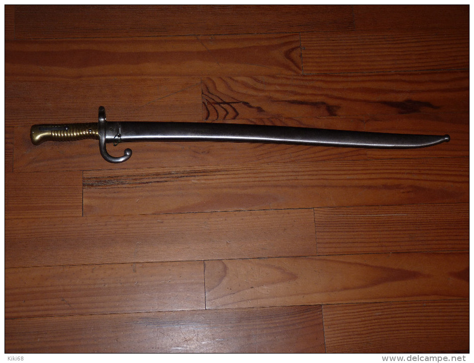 MAGNIFIQUE Baïonnette Modèle 1866, Sabre-baïonnette Chassepot, Chatelrault, Baïonnette Datée 1872. - Armes Blanches