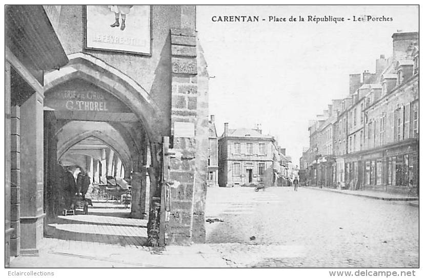 Carantan    50    Plac De La  République - Carentan