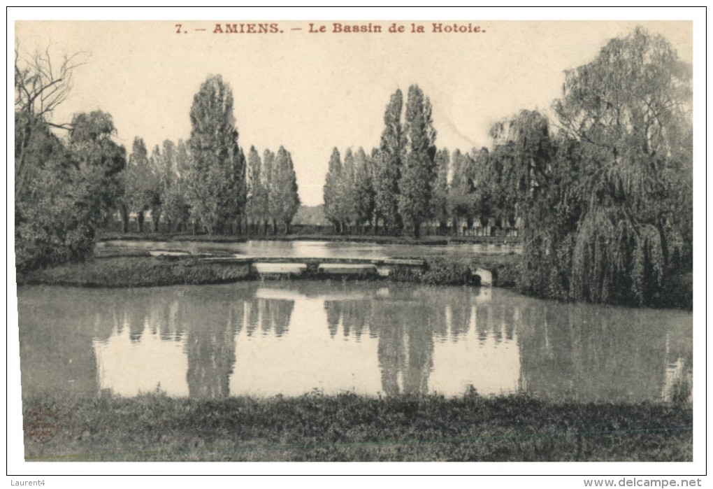 (DEL 716) Very Old Postcard - WWI Era - France - Amiens Bassin De La Hotoie - Arbres