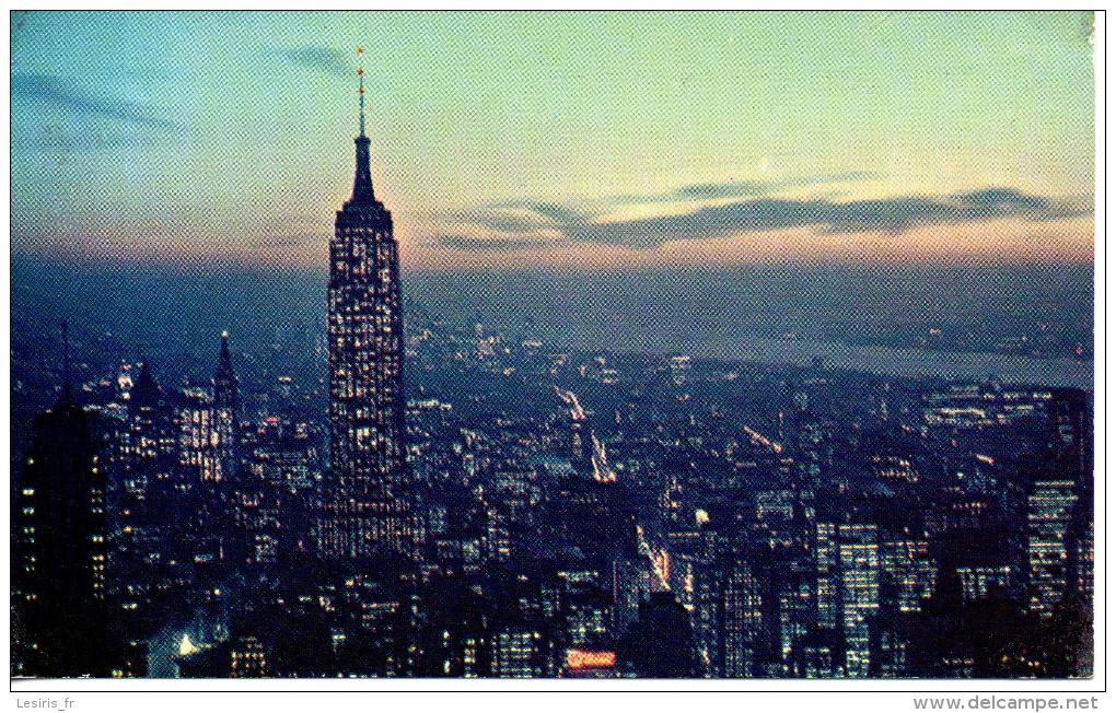 CPA - PHOTO - EMPIRE STATE BUILDING AT NIGHT - 1959 - MP118 - - Empire State Building