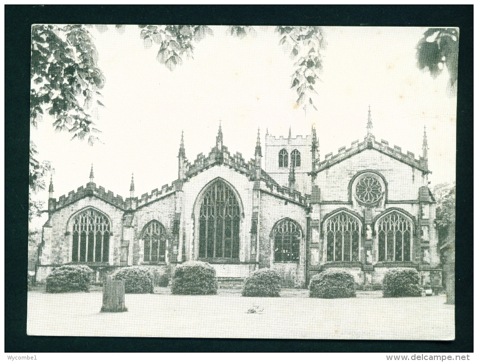 ENGLAND  -  Kendal Parish Church  Unused Vintage Postcard As Scan - Kendal