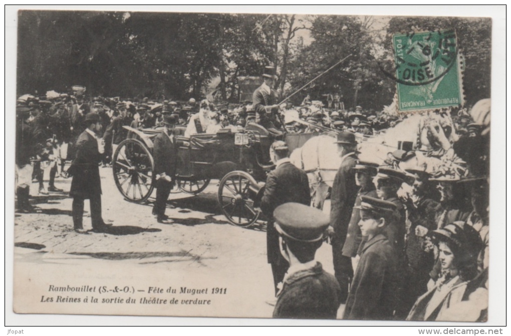 78 YVELINES - RAMBOUILLET Fête Du Muguet 1911, Les Reines à La Sortie...(voir Descriptif) - Rambouillet