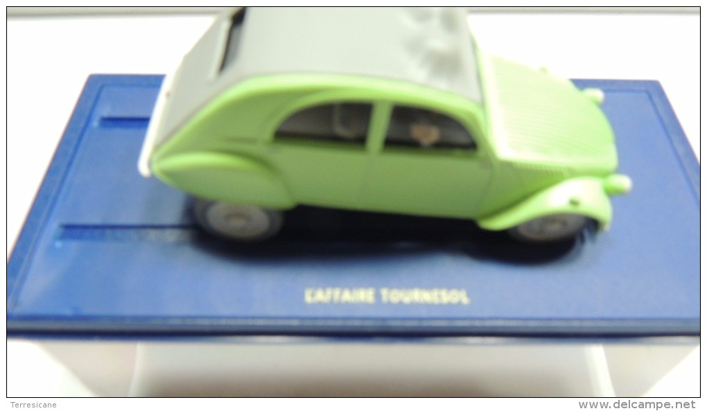 X TINTIN CARS CALCULUS AFFAIR	La 2CV - (Calculus Affair) - Tintin