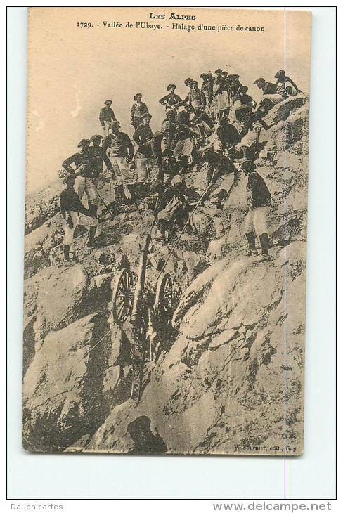 Chasseurs Alpins - Vallée De L' UBAYE - Halage D'une Pièce De Canon - Superbe Plan Animé - 2 Scans - Autres & Non Classés