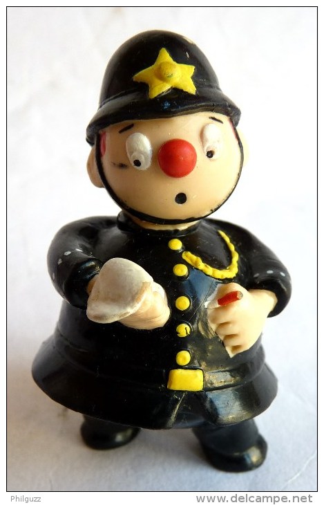 Figurine OUI OUI - PLASTOY 1992 - MR LE GENDARME (2) - Figurines En Plastique