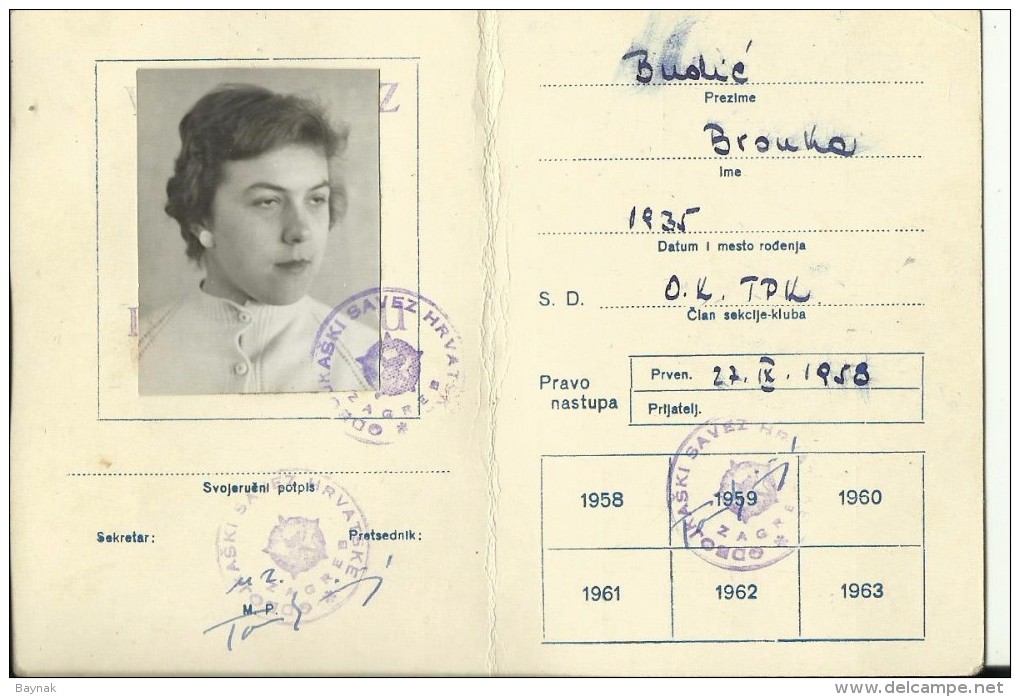 VOLLEYBALL  FEDERATION OF YUGOSLAVIA  / CROATIA   --  MEMBERSHIP CARD  --  LADY FOTO  --  1958 - Historische Dokumente