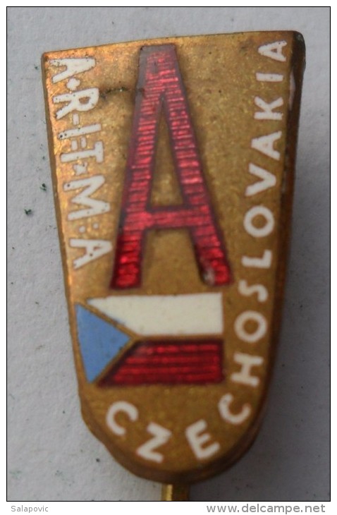 ARITMA CZECHOSLOVAKIA PIN BADGE P1 - Otros & Sin Clasificación