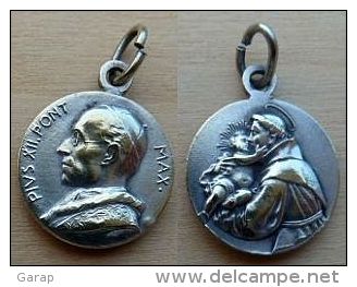 Mada-444 Médaille Ancienne Pius XII Et L'Enfant Jésus - Godsdienst & Esoterisme