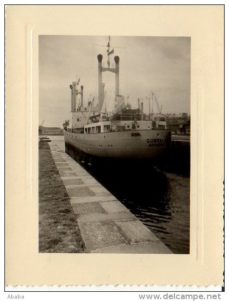 SAINT MALO PHOTO PORT SORTIE DU BATEAU ALLEMAND GUNDULA DE HAMBOURG 08.1957 - Paquebots