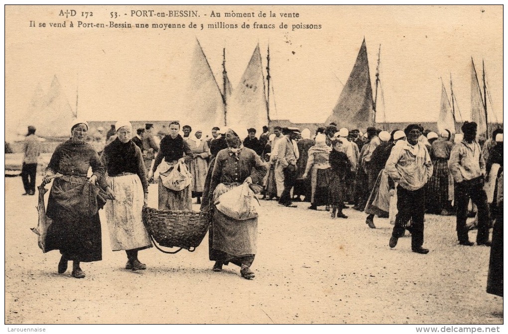 14  - PORT EN BESSIN -  Au Moment De La Vente  Il Se Vend Une Moyenne De 3 Millions De Francs De Poissons - Port-en-Bessin-Huppain