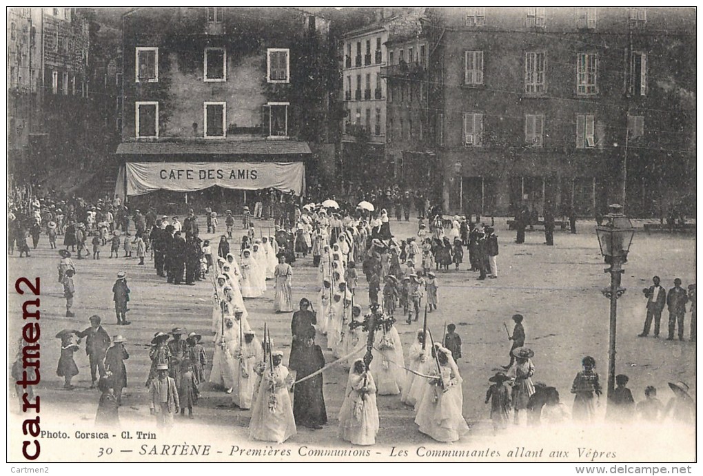 RARE CPA : SARTENE PREMIERES COMMUNIONS LES COMMUNIANTES ALLANT AUX VEPRES 20 CORSE - Sartene