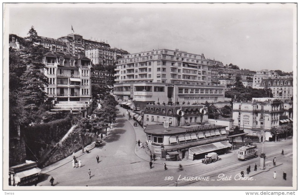 LAUSANNE  PETIT CHÉNE - Lausanne