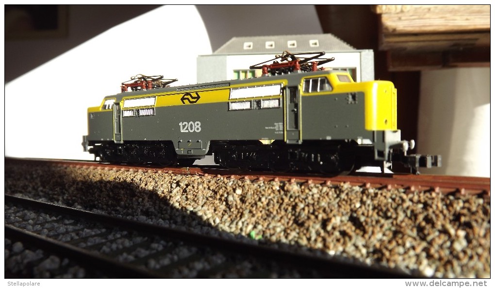 SCALA N ECHELLE - LOCO ELETTRICA MINITRIX 12826 - ELLOK 1208 NS -. N SPUR - Locomotive