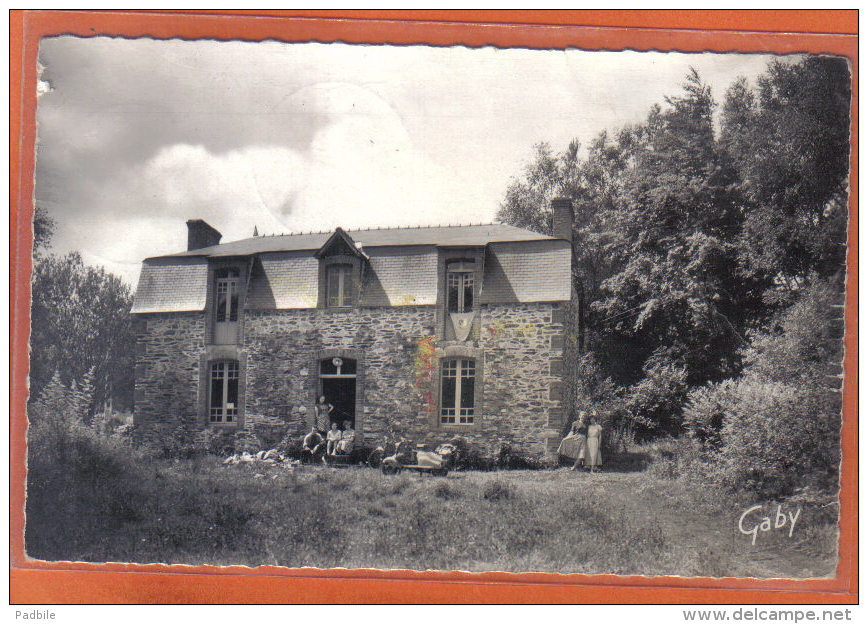 Carte Postale 22. Saint-Gilles-vieux-Marché  Prés De Mur-de-Bretagne L'Auberge De Jeunesse   Trés Beau Plan - Saint-Gilles-Vieux-Marché