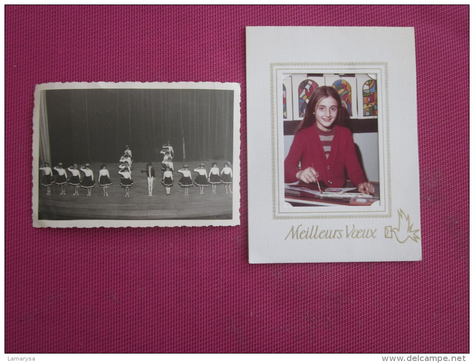 2 PHOTOS ECOLIERE EN MEILLEURS VOEUX 1973 ET REPRENSATION BALLET THEATRE OU DANSE ? - Other & Unclassified