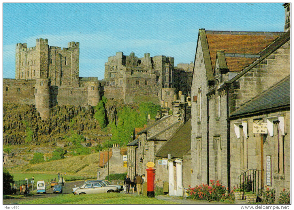 BAMBURGH  CASTLE  AND  VILLAGE      (NUOVA) - Altri & Non Classificati