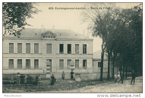 79 COULONGES SUR L'AUTIZE / Ecole De Filles / - Coulonges-sur-l'Autize