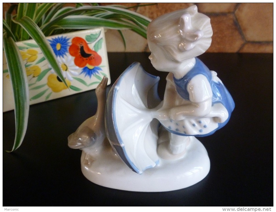 PORCELAINE De SAXE THURINGE GDR - Petite Fille, Oie, Parapluie - No Copenhague - Altri & Non Classificati