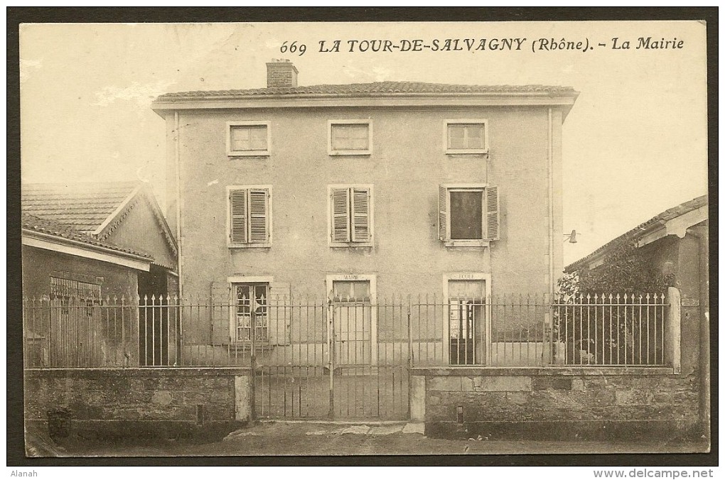 LA TOUR De SALVAGNY La Mairie () Rhône (69) - Autres & Non Classés