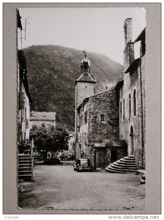 Citroen Traction Avant, Panhard Dyna X Cabriolet, Chatillon En Diois - Passenger Cars