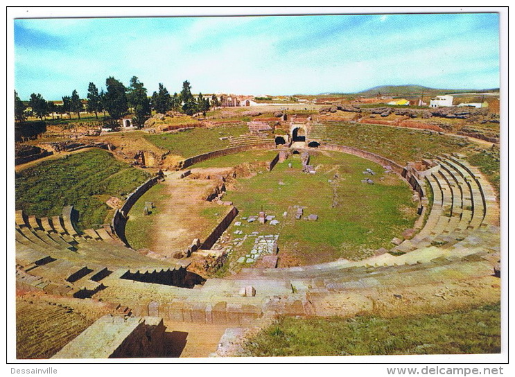 MERIDA  (BADAJOZ)  Anfiteatro Romano - Badajoz