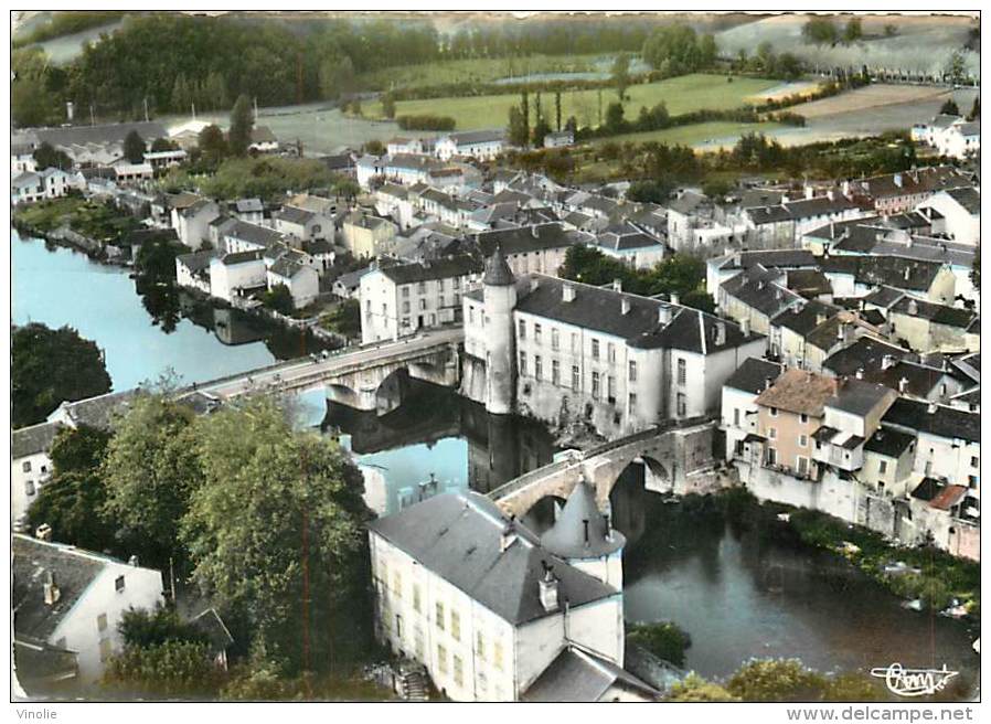 Réf : T 15 - 3286  : VUE AERIENNE DE BRASSAC - Brassac