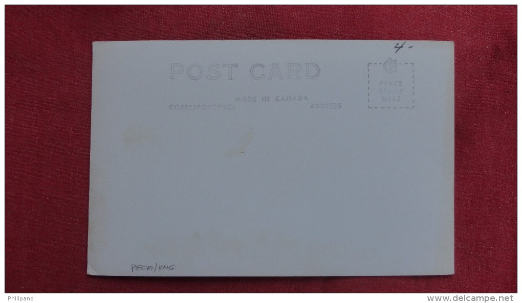 New Brunswick> Fredericton  RPPC Lord Beaverbrook Hotel ===   = == 2111 - Fredericton