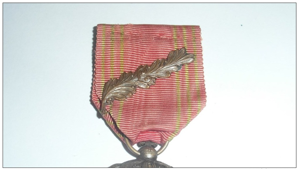 MEDAILLE CROIX DE GUERRE LEOPOLD 3  AVEC PALME  WWII - België