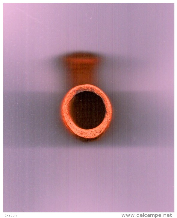 Pipa Del 1950  In TERRACOTTA Con Iniziali Del Ceramista. - Porcelain Pipes