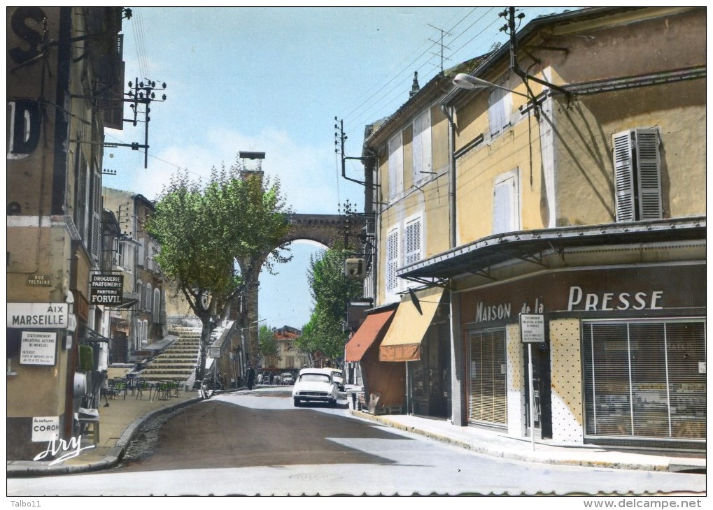 Saint Chamas - Rue Gambetta - Maison De La Presse - DS - Andere & Zonder Classificatie