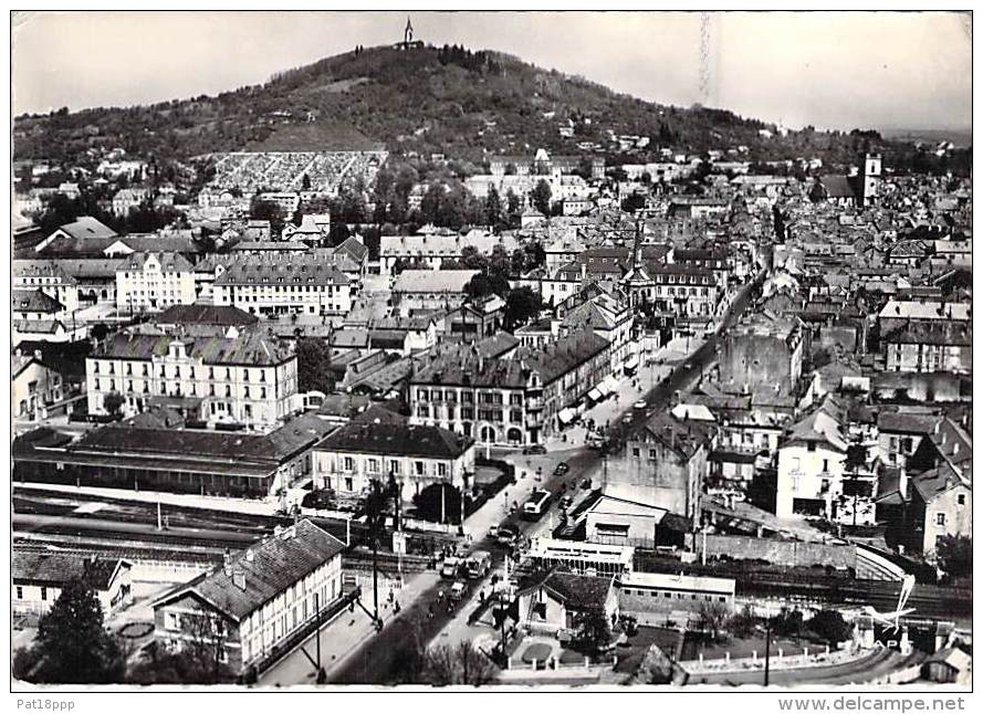 70 - VESOUL : Vue Générale  ( Dont Passage à Niveau Et Gare ) CPSM Dentelée Noir Blanc Grand Format  - Haute Saône - Vesoul