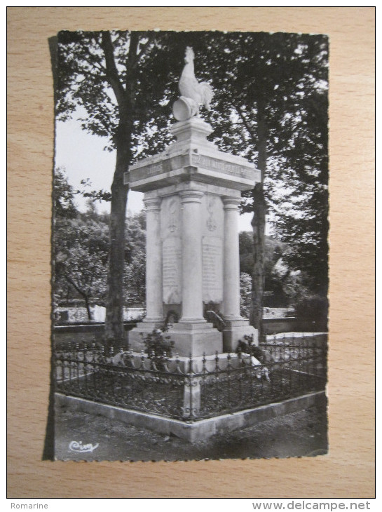 Aignay Le Duc - Le Monument Aux Morts - Aignay Le Duc