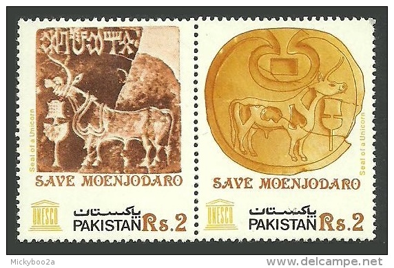 PAKISTAN 1984 UNESCO SAVE MOENJADORO ART ROCK PAINTINGS PREHISTORIC BULL SET MNH - Pakistan
