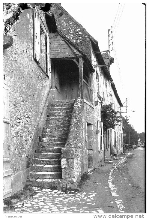 PN - 34 - LOIR ET CHER - CHEVERNY - Vieille Maison - Plaques De Verre