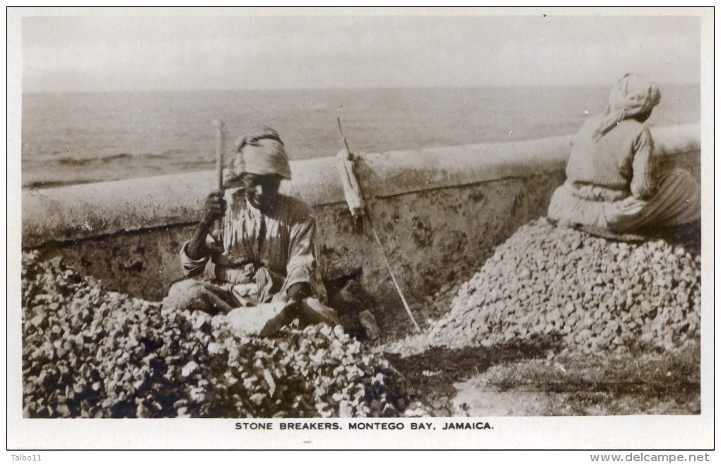 Jamaique - Stone Breakers - Montego Bay - Jamaica