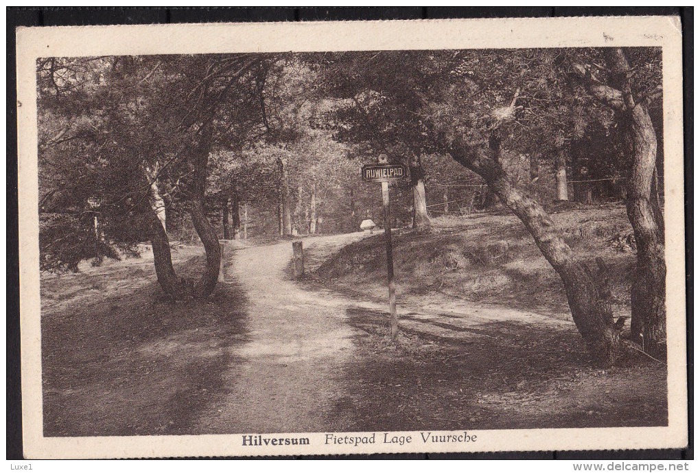 NETHERLANDS , HILVERSUM  ,  OLD POSTCARD - Hilversum