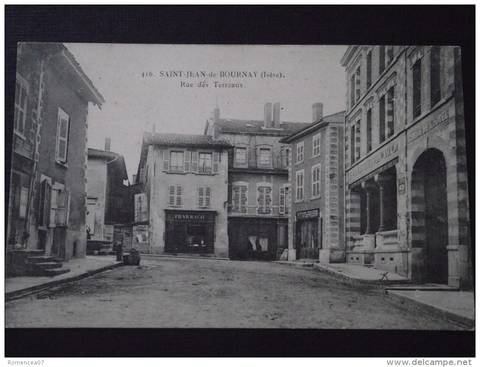 SAINT-JEAN-de-BOURNAY (Isère) - Rue Des Terreaux - Pharmacie - Tailleur - Voyagée - Saint-Jean-de-Bournay