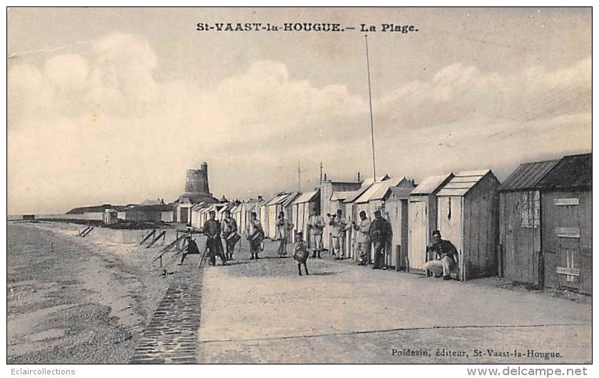 Saint Vaast La Hougue     50      La Plage.  Militaires.Tambour.Clairons Cabines De Bain. - Saint Vaast La Hougue