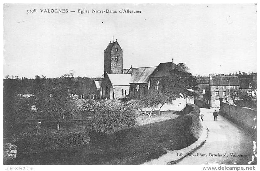Valognes     50      Eglise Notre Dame D'Alleaume - Valognes