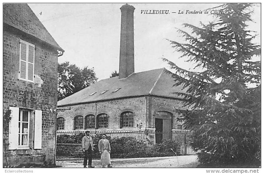 Villedieu Les Poêles    50      La Fonderie De Cloches - Villedieu