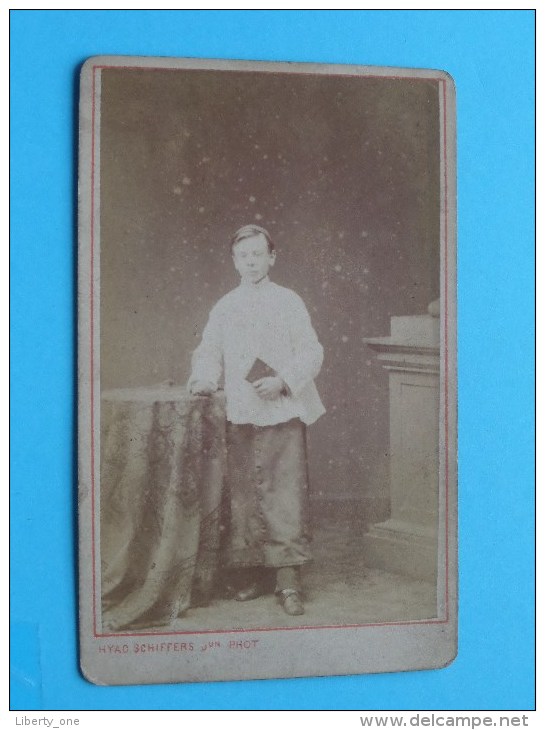 Jongen Boy Garçon ( Misdienaar / Communicant ) Identify ( CDV Phot. HYAC SCHIFFERS AACHEN / Zie Foto Voor Details ) ! - Anciennes (Av. 1900)