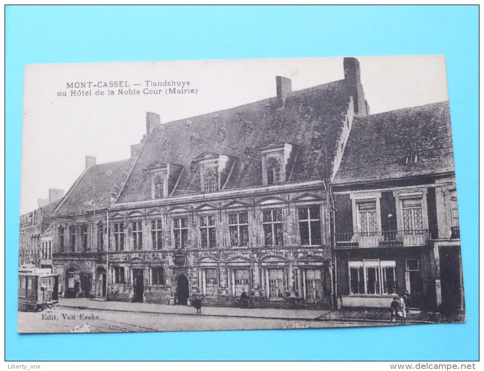 MONT-CASSEL - Tlandshuys Ou Hotel De La Noble Cour (Mairie) ( Van Eecke ) Anno 19?? ( Zie Foto´s Voor Details ) !! - Cassel