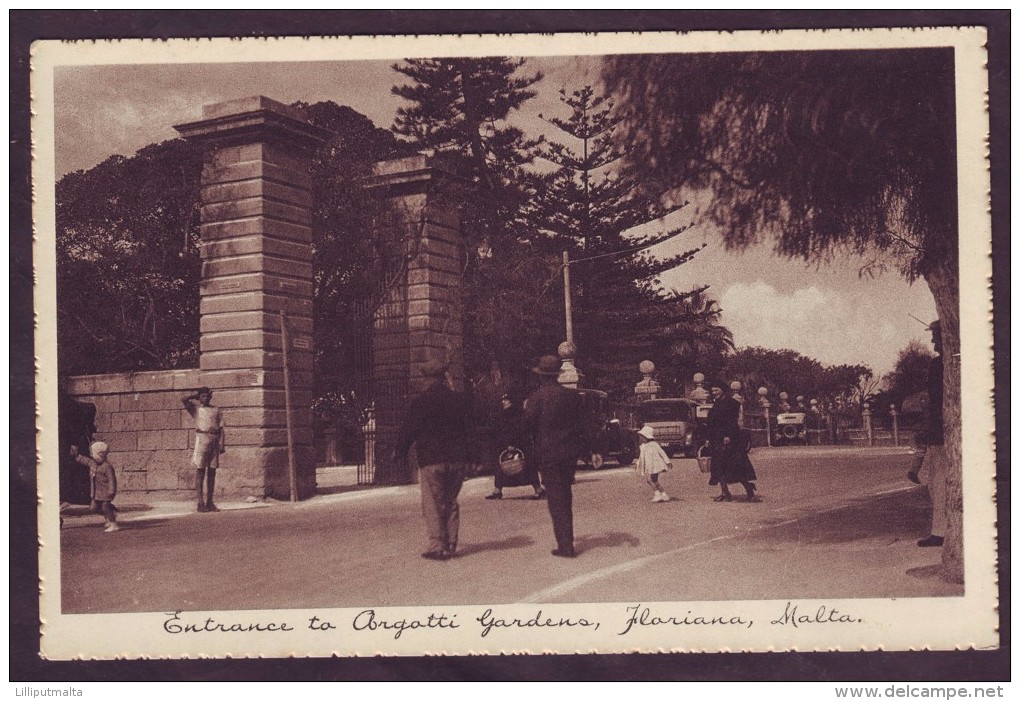 Old Malta Postcard Circa 1930 Entrance To Argotti Gardens Floriana - Malta