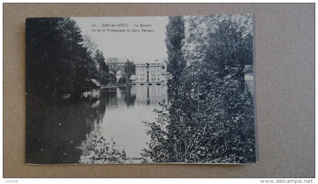 Cpa Dpt 10 - N°28 - Bar Sur Seine - Le Moulin - Vu De La Promenade Du Croc Ferrant - Bar-sur-Seine