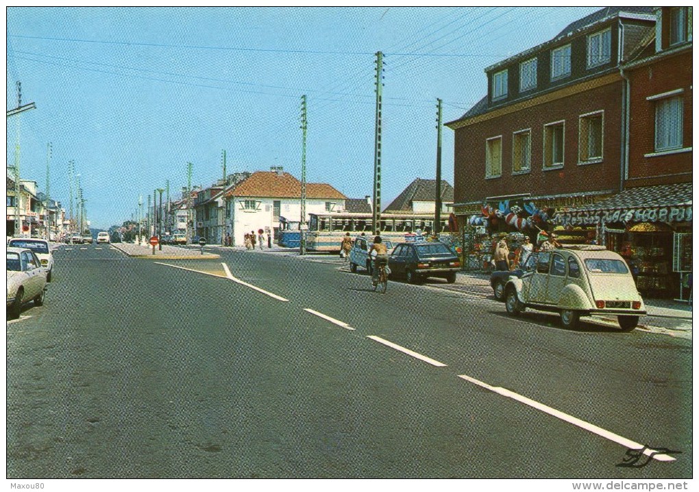 FORT-MAHON - L'Avenue De La Plage - (Autobus,Voitures Citroën 2 CV, Diane...) - - Fort Mahon