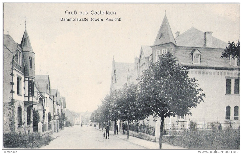 Gruß Aus CASTELLAUN Kastellaun Bahnhöfstraße Obere Ansicht Belebt Radfahrer TOP-Erhaltung - Kastellaun