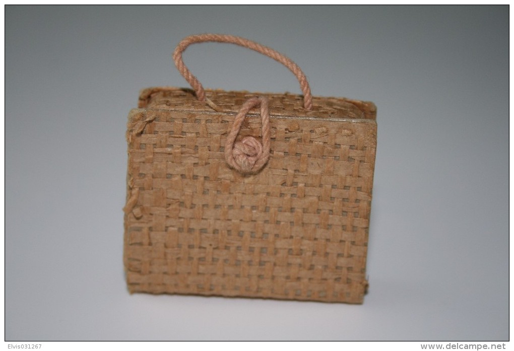 Barbie Accesoires ´50-´60 - WOODEN PICNIC BASKET - Original Vintage Barbie - Ken - Ricky - Skipper - Barbie