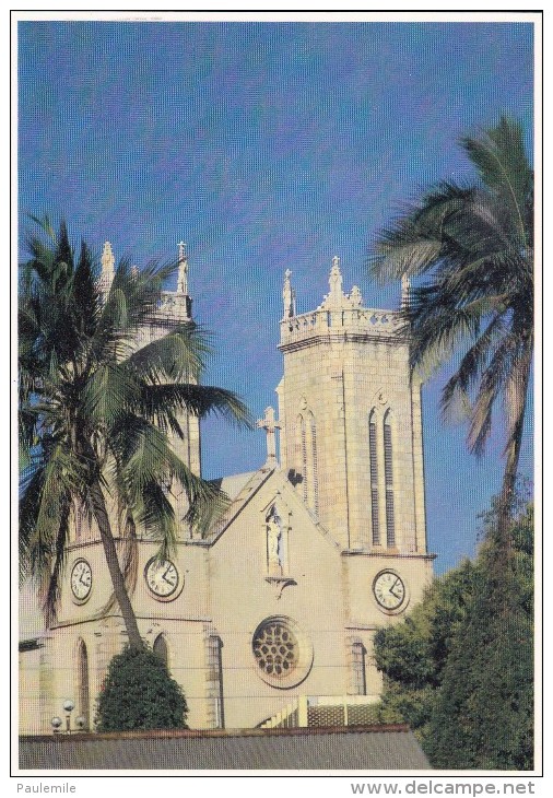 10  CARTES  POSTALES GLACEES NOUVELLE CALEDONIE NOUMEA CATHEDRALE    NON  ECRITE EDITIONS SOLARIS - New Caledonia