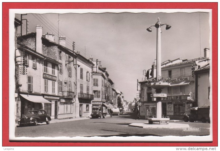 38 - JALLIEU -- Place St Michel - 1955 - Jallieu